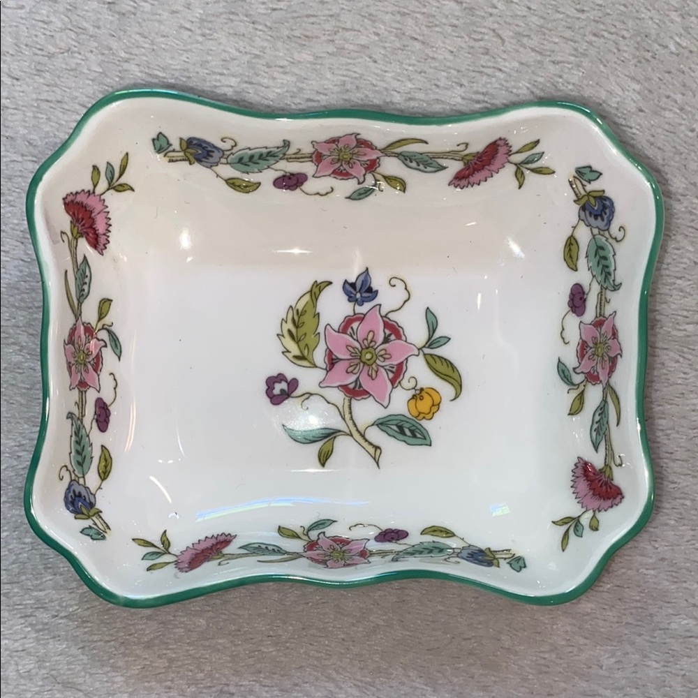 Minton bone china Haddon Hall trinket dish made in England